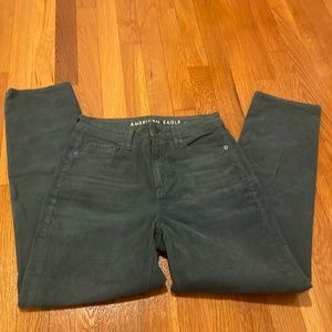 American Eagle straight leg corduroy jeans size 4.